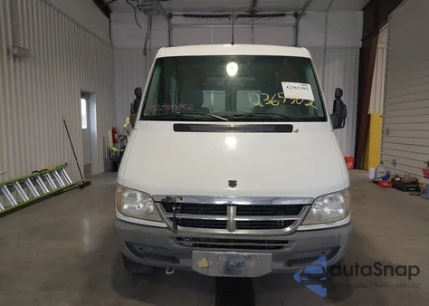 2005 Dodge Sprinter Van 2500 Hc из США, поврежденный, VIN WD2PD144X55774836